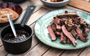 Gietijzeren sauspan + Basting Brush