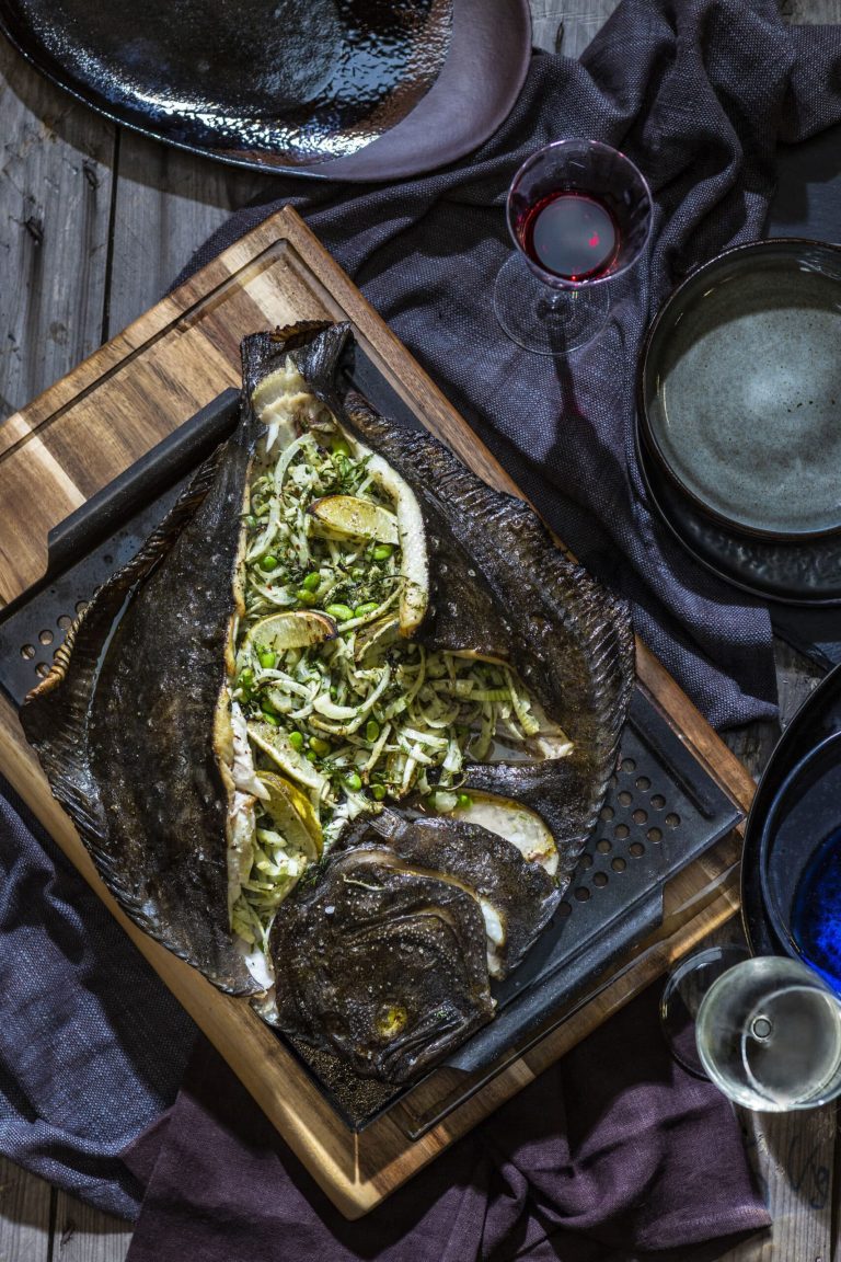 2 Met venkelsalade gevulde tarbot met Noilly Prat saus 5 kerstmenu kamado big green egg recept scaled - Met venkelsalade gevulde tarbot met Noilly Prat-saus