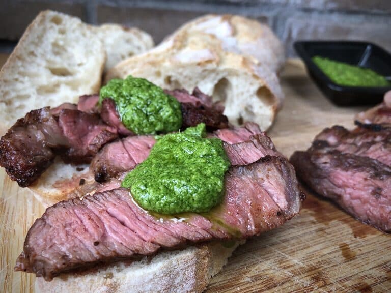 ribeye rucola pesto bbq kamado recept green egg Eindresultaat