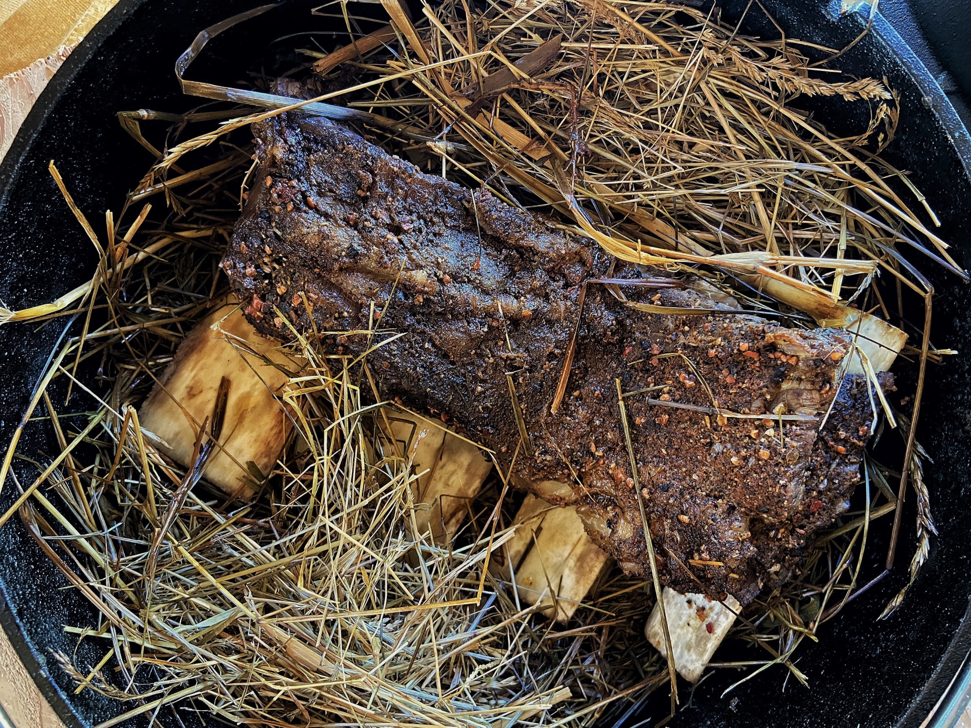 shortribs-hooi-dutch-oven-bbq-recept-kamado-IMG_5660