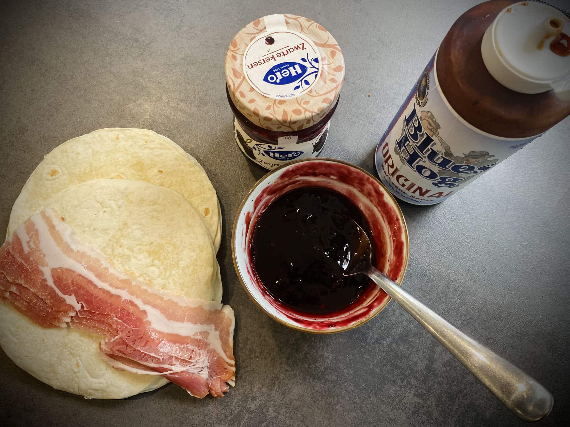 Iberico ribfingers in tortilla kamado bbq recept 01 (2)