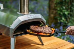 Gietijzeren-grizzler-pan-ooni-4