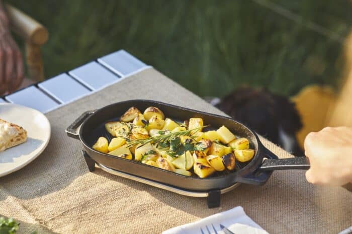 Gietijzeren-grizzler-pan-ooni-4