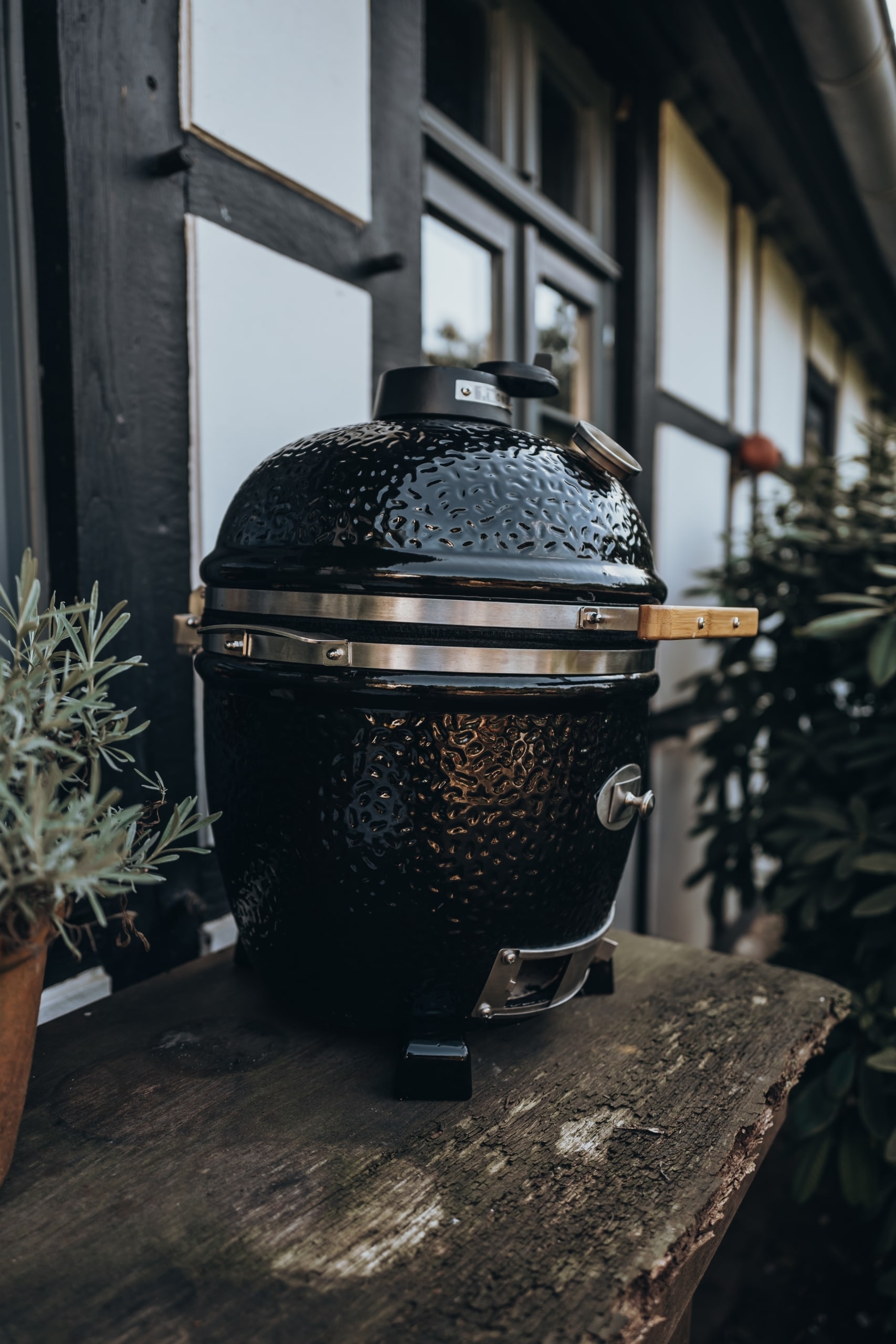 Monolith-Kamado-Junior-Bbq-Koken-Barbecue