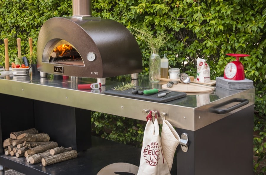 Alfa One houtoven – met onderstel - BBQ Experience Center