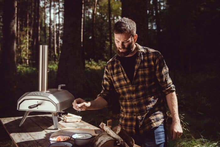 OoniKaru-MakingPizza-2-min