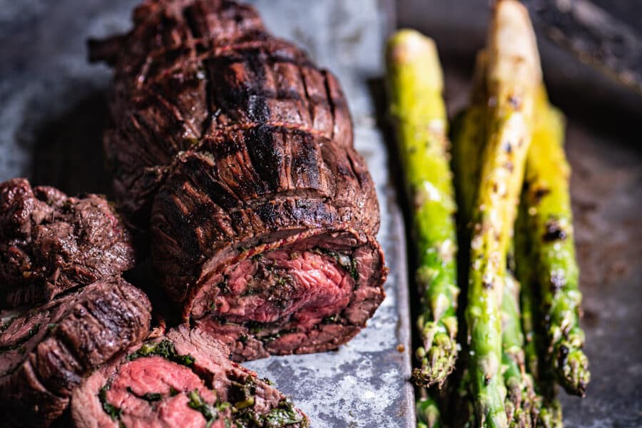 Rollade-van-Bavette-BBQ-Recept-Kamado-Hetultiemekamadoboek