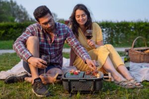 GG_couple_tabletop02-1024x684