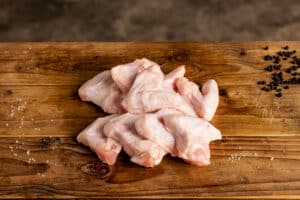 scharrel-kippen-vleugels-chefskip