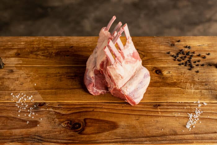 Lamsrack-cap-on-vlees