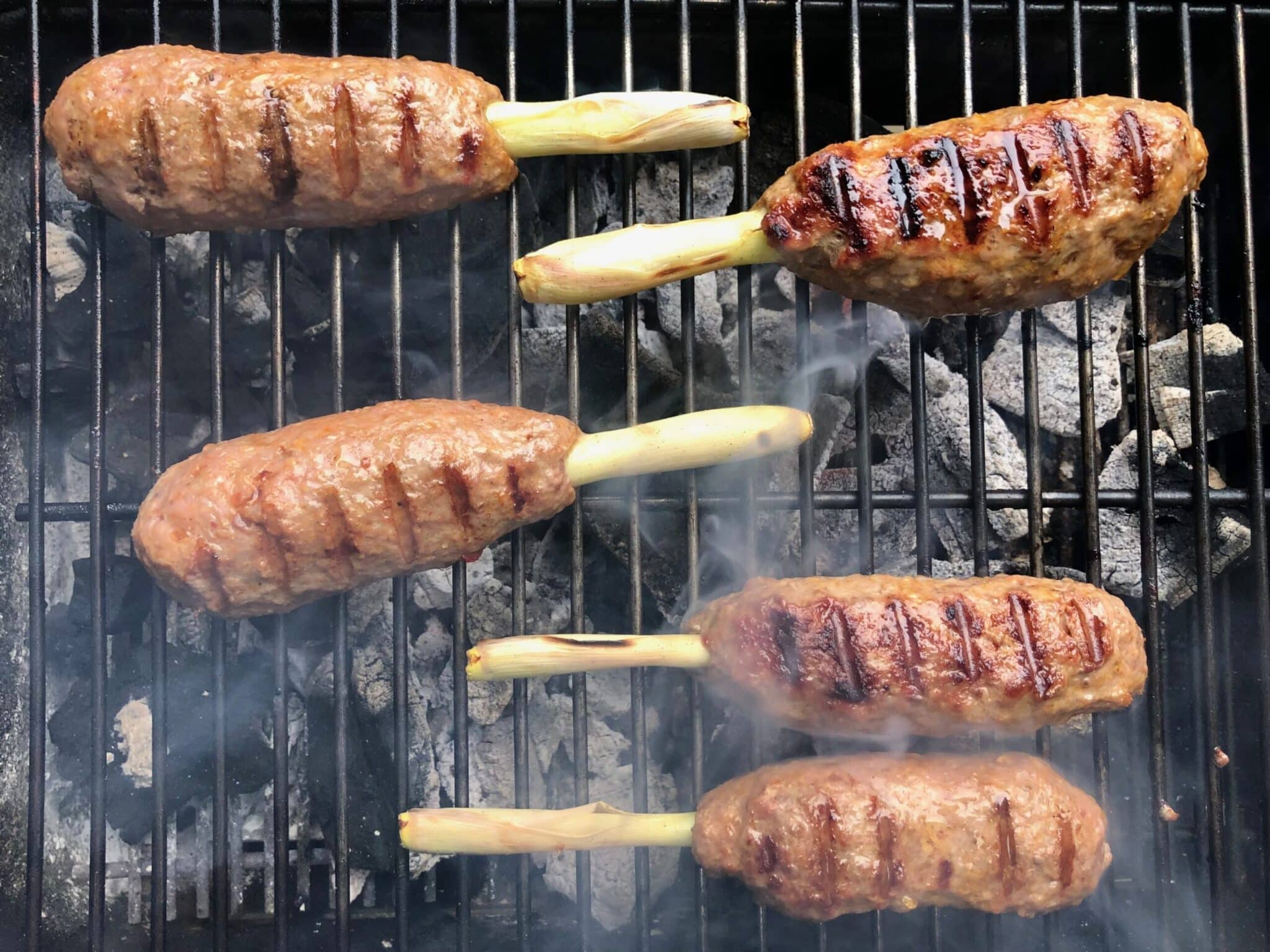 Kebap-op-grill-scaled
