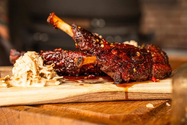 pigwinslowres scaled - Pigwings met Hot Honey
